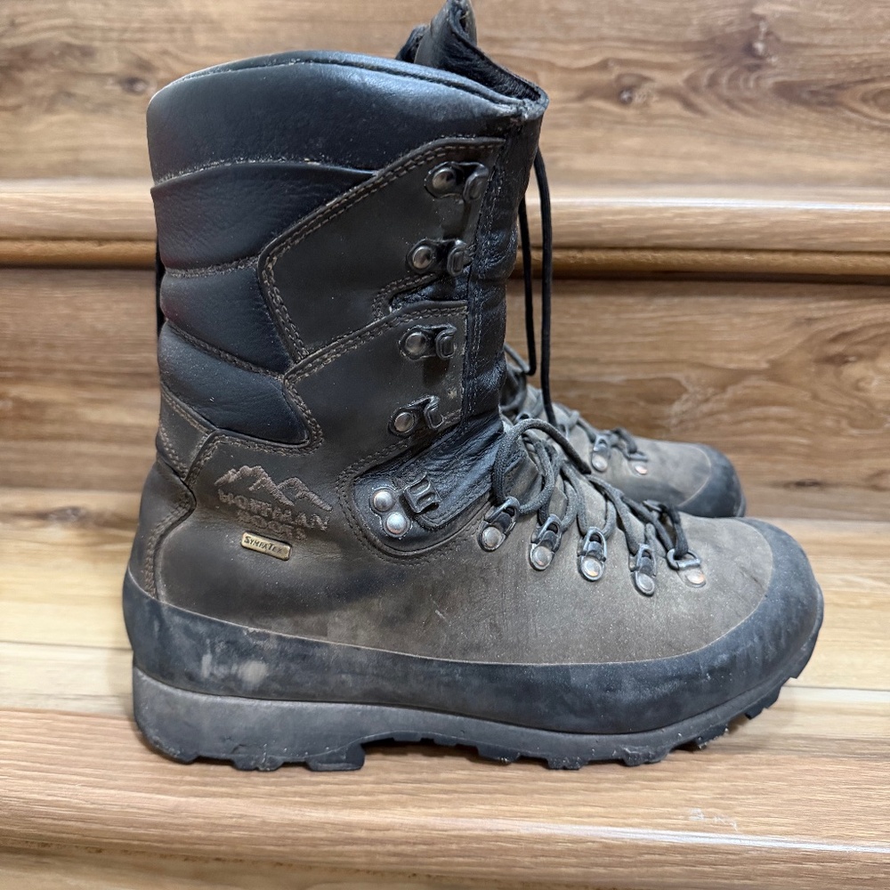 8” insulated Hoffman Explorer size 10